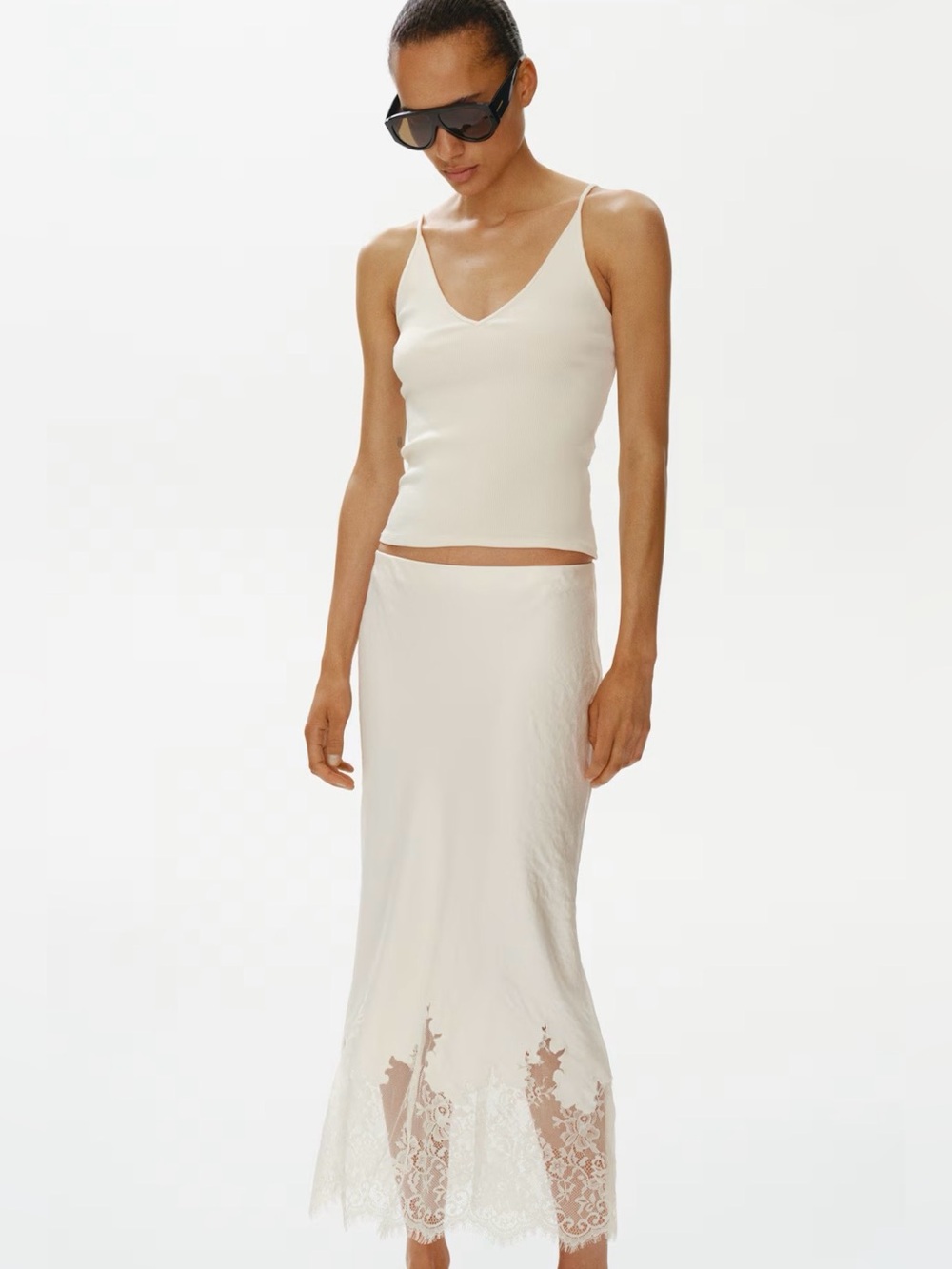 NWT H&M Lace-Trimmed Satin Skirt 1330277003 Cream/Cream Lace Hem Large
